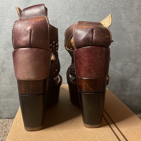 BED STU Petra Wooden Heel Wedge Sandals - Picture 6 of 15